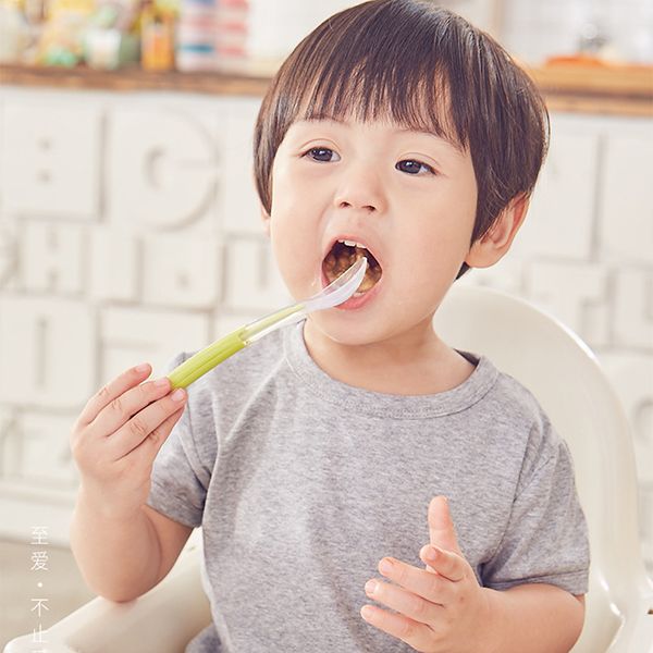 Children's Silicone Spoon | Environmentally Friendly Silicone Products | Customized Environmentally Friendly ESG Gifts