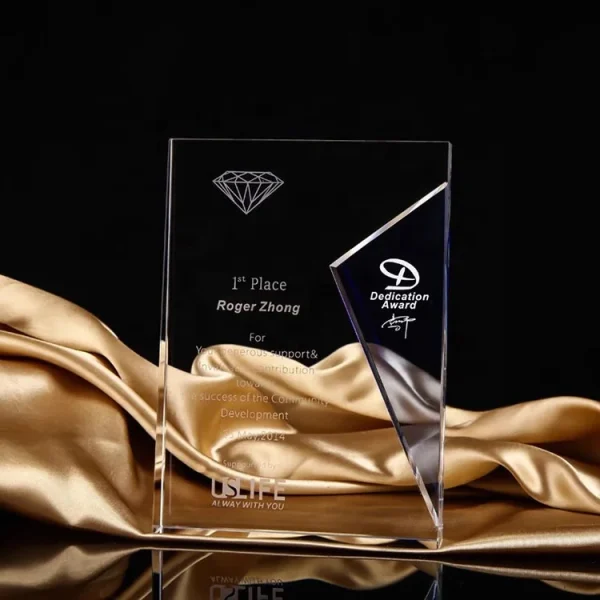 Splicing Crystal Trophy Award Customized Logo European Transparent Laser Carving Souvenir Gift